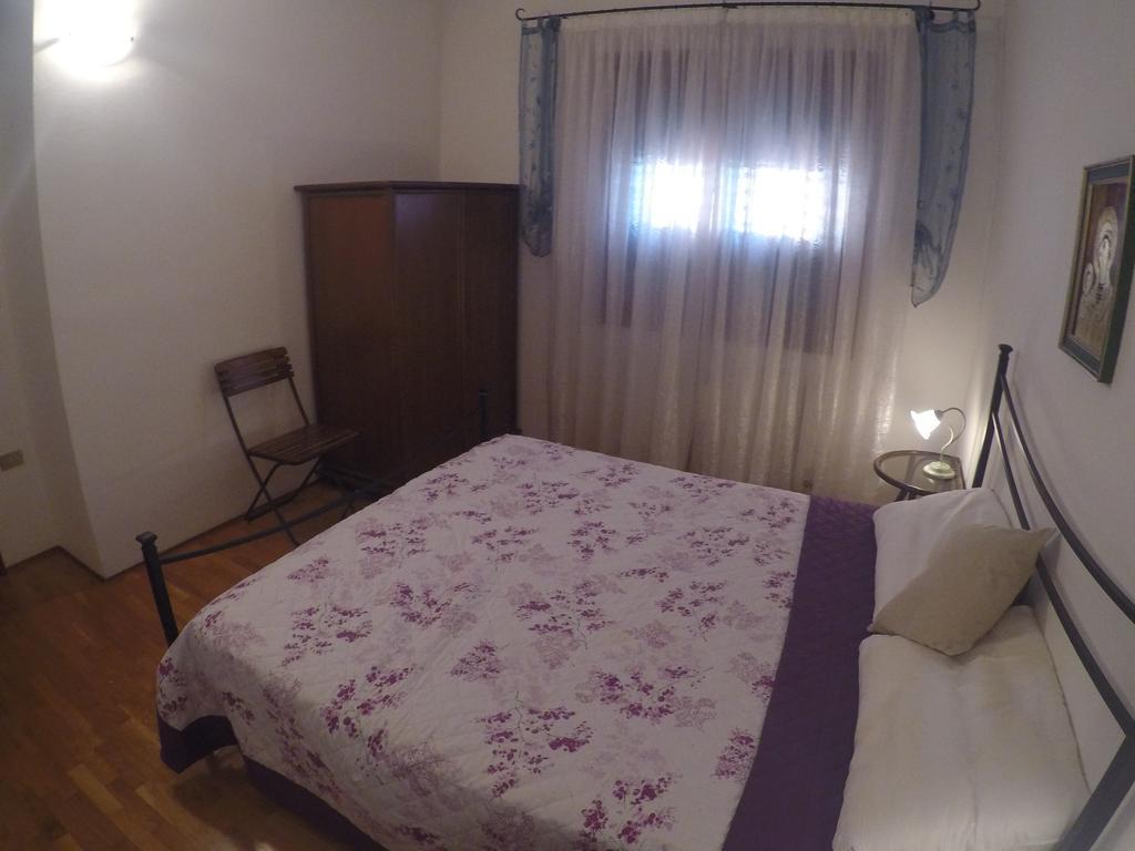 Apartamento Casa Cornaro Caorle Exterior foto